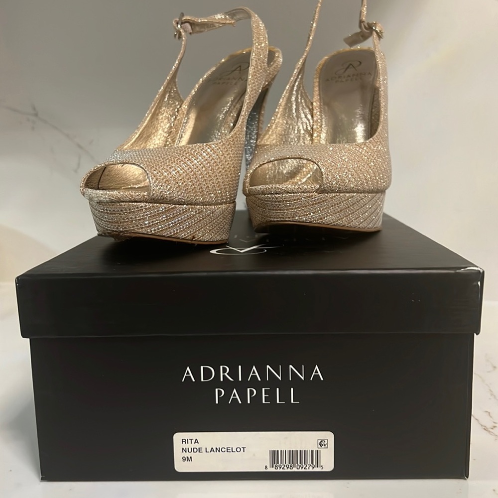 Adrianna Papell Nude Lancelot heel, Size 9 medium worn once